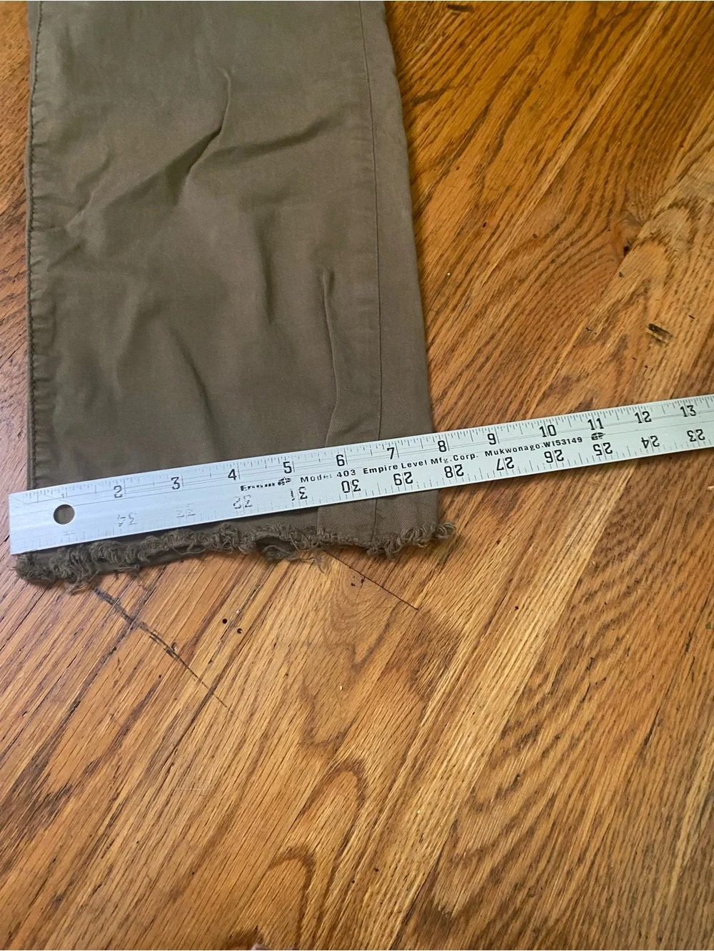 Tory Burch Cropped Chino Pants Women’s Size 26 Olive Green Raw Hem